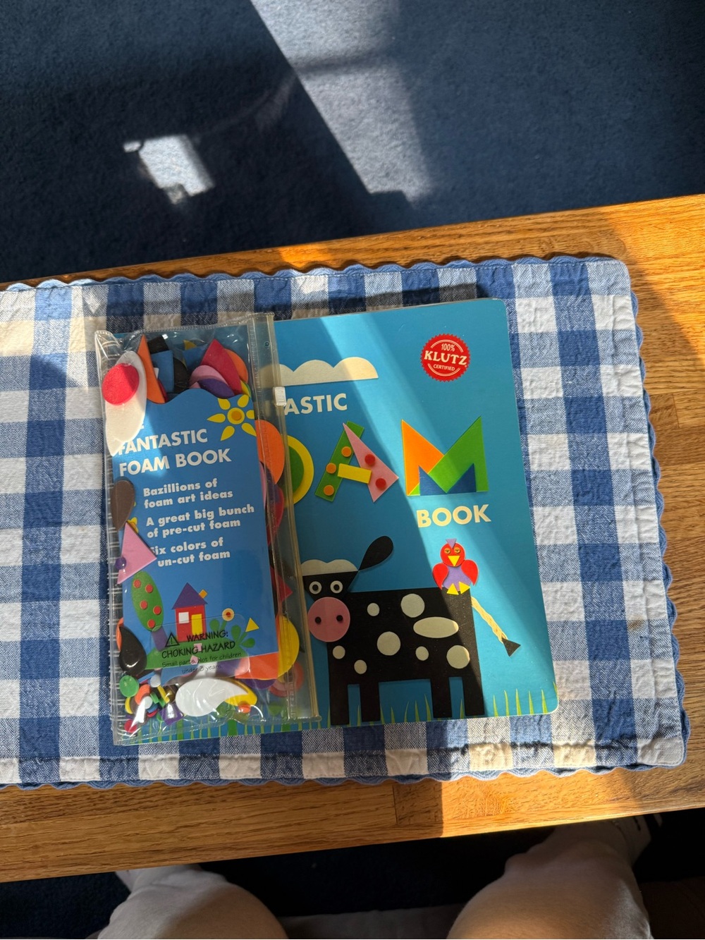 The Fantastic Foam Book (Klutz) - Paperback By Torres, Laura - GOOD